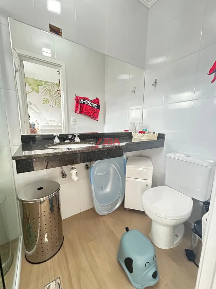 Casa, 3 quartos, 229 m² - Foto 6