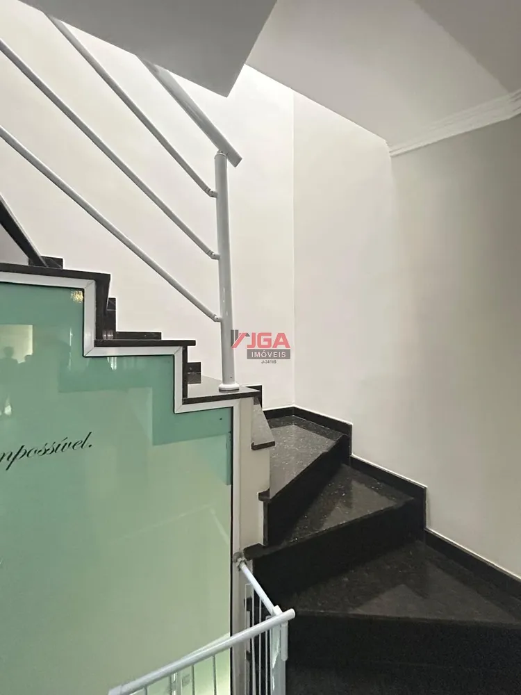 Casa, 3 quartos, 229 m² - Foto 8