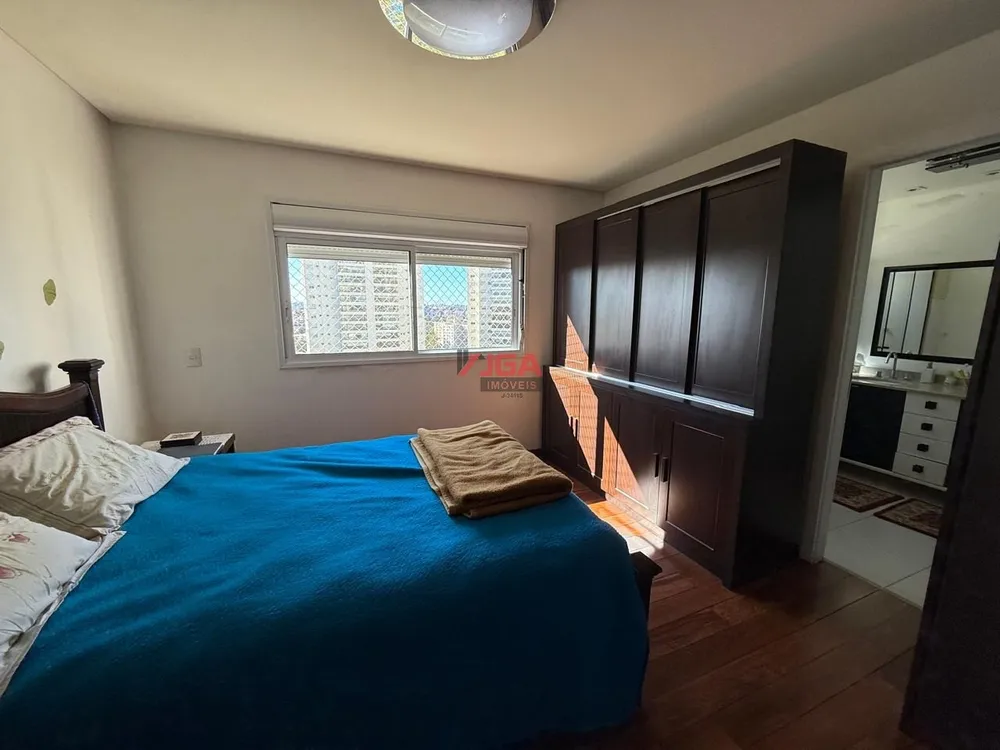 Apartamento, 4 quartos, 190 m² - Foto 2