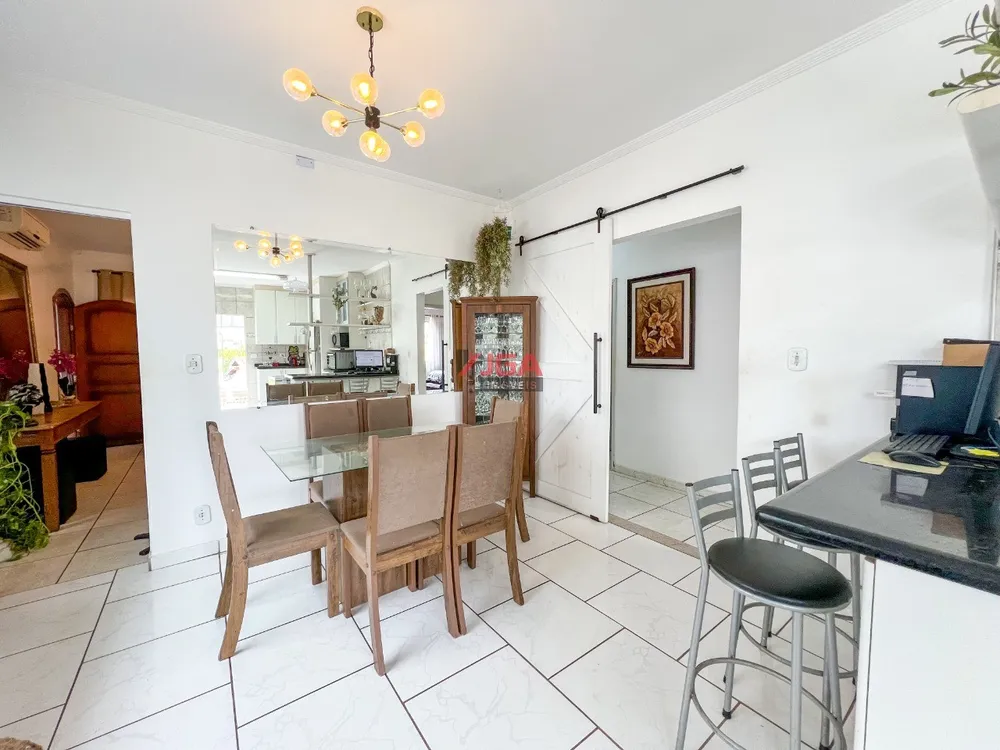 Casa, 4 quartos, 217 m² - Foto 10