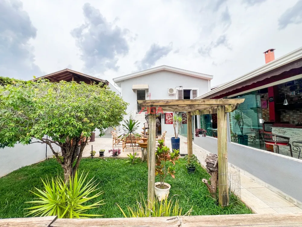 Casa, 4 quartos, 217 m² - Foto 3