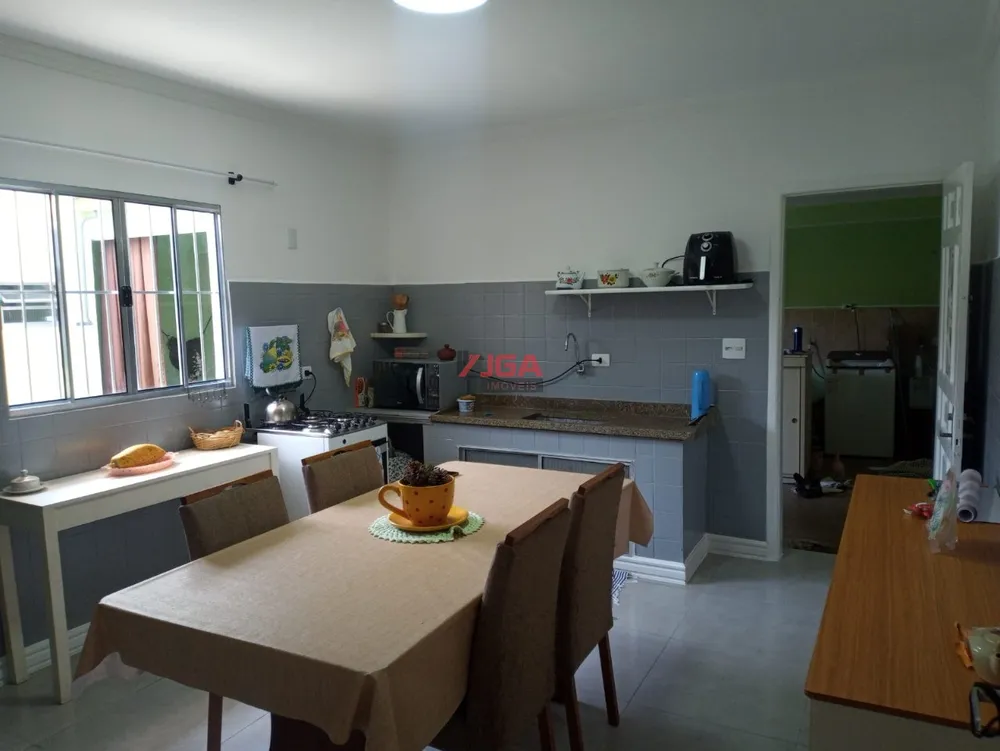 Casa, 3 quartos, 250 m² - Foto 8