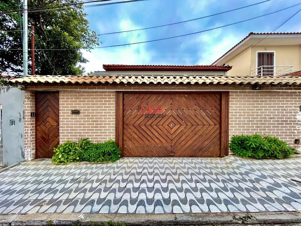 Sobrado, 4 quartos, 350 m² - Foto 1