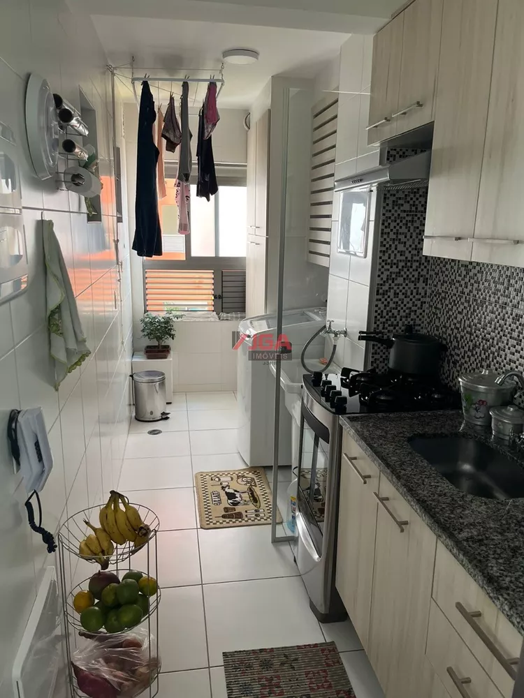 Apartamento à venda com 3 quartos, 58m² - Foto 3