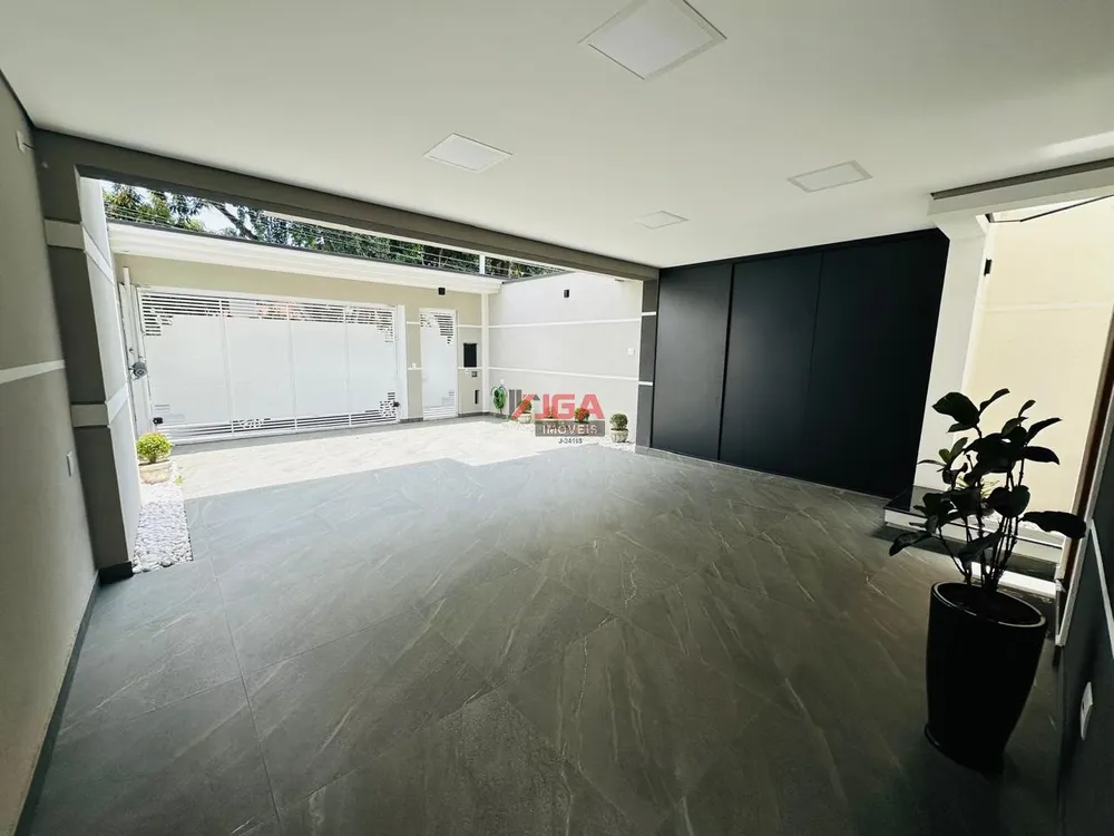 Sobrado, 4 quartos, 245 m² - Foto 2