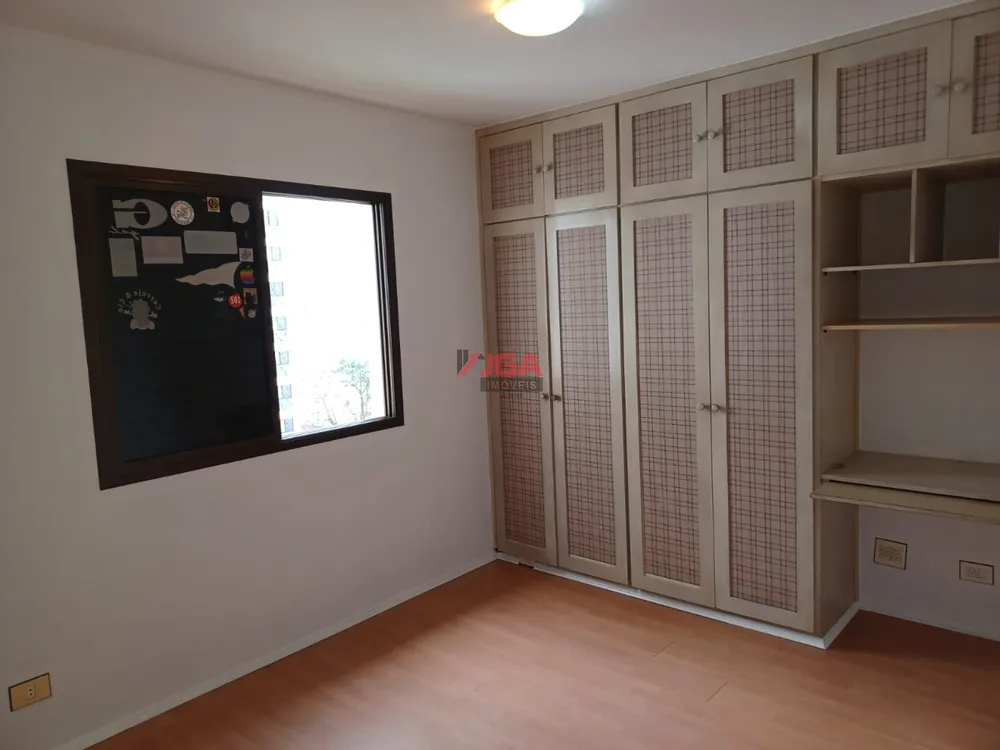 Apartamento, 3 quartos, 130 m² - Foto 2