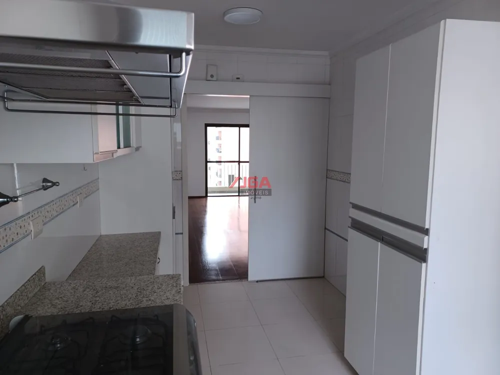 Apartamento, 3 quartos, 130 m² - Foto 4