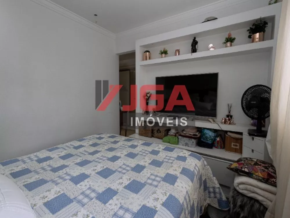 Apartamento à venda com 3 quartos, 132m² - Foto 2