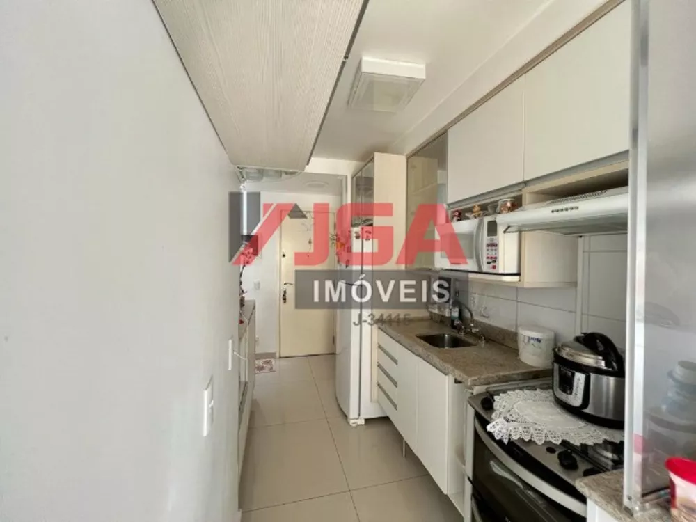 Apartamento à venda com 2 quartos, 61m² - Foto 3