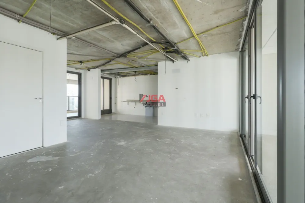 Apartamento, 3 quartos, 232 m² - Foto 1