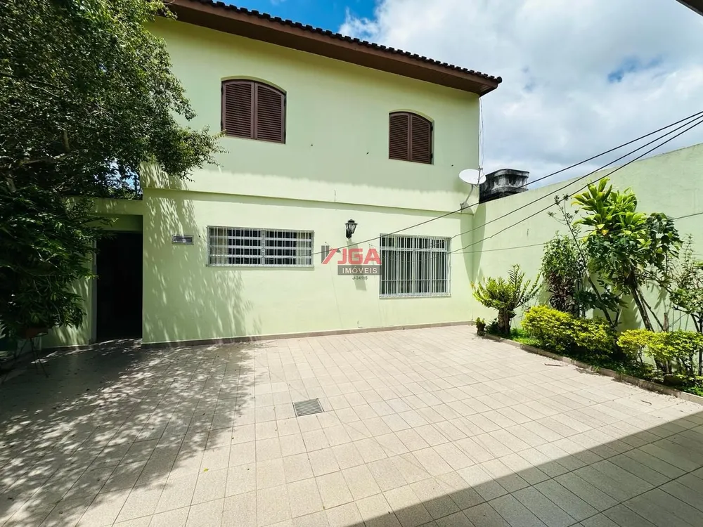 Casa, 3 quartos, 226 m² - Foto 3