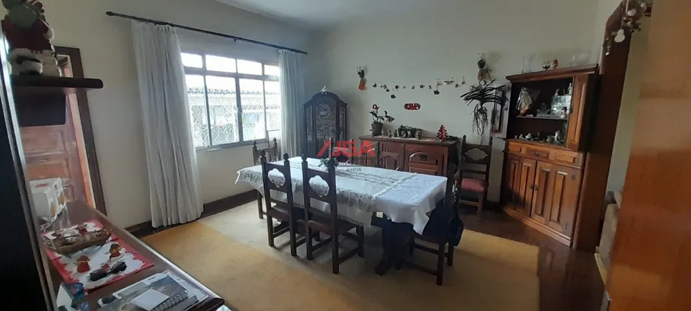 Casa, 3 quartos, 231 m² - Foto 4