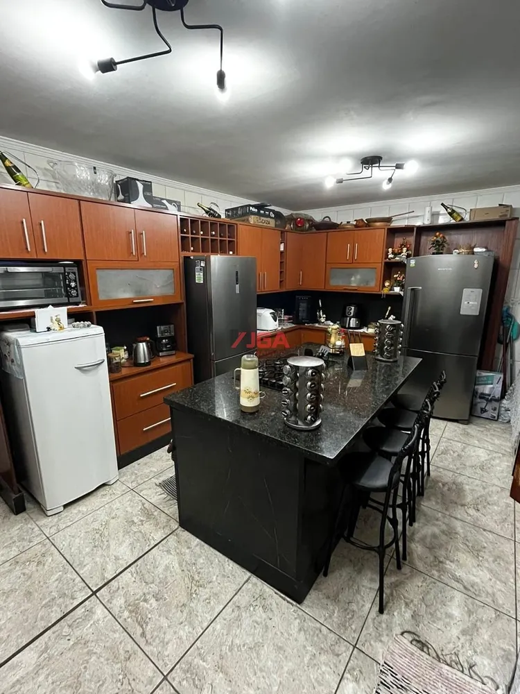 Casa, 3 quartos, 190 m² - Foto 8