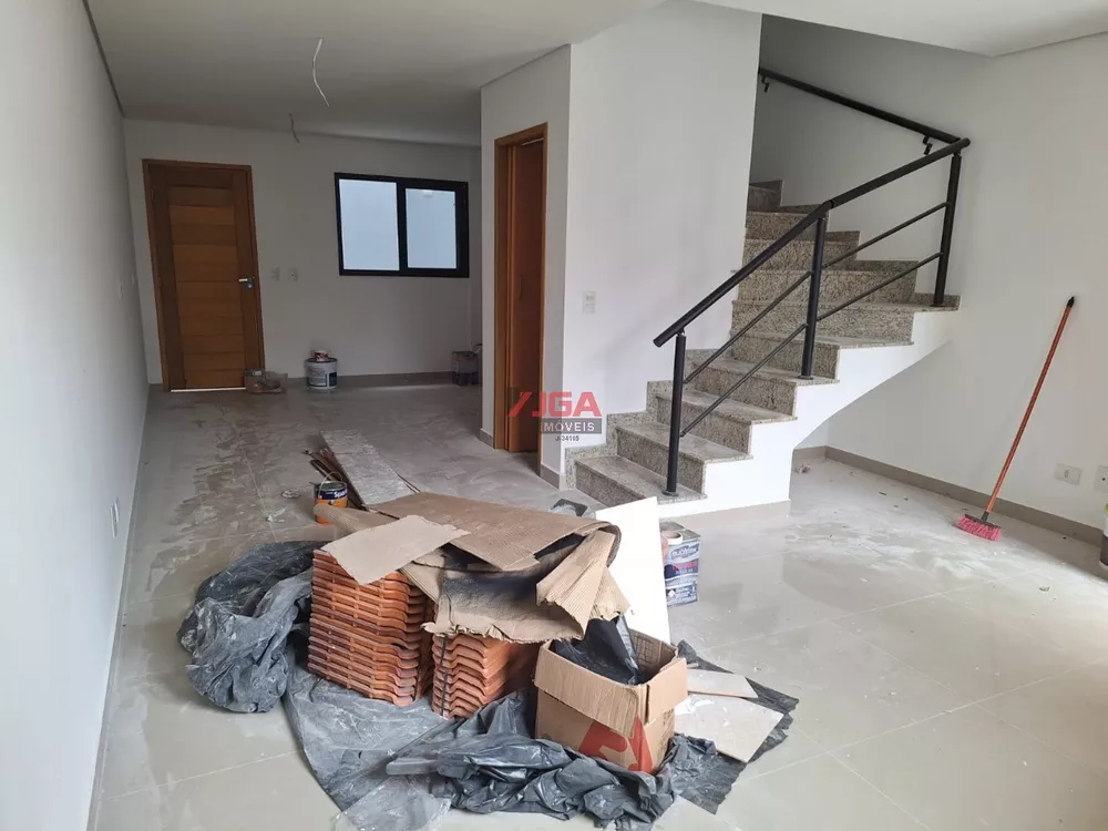 Sobrado à venda com 3 quartos, 90m² - Foto 4