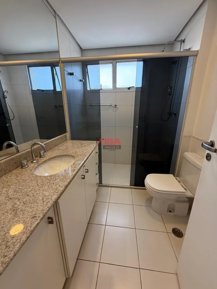 Apartamento, 3 quartos, 185 m² - Foto 2