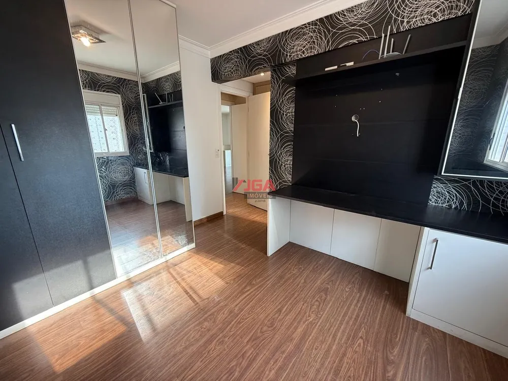Apartamento, 3 quartos, 185 m² - Foto 1