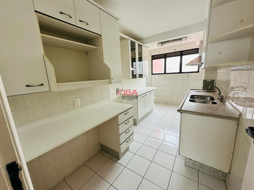 Apartamento, 4 quartos, 180 m² - Foto 11