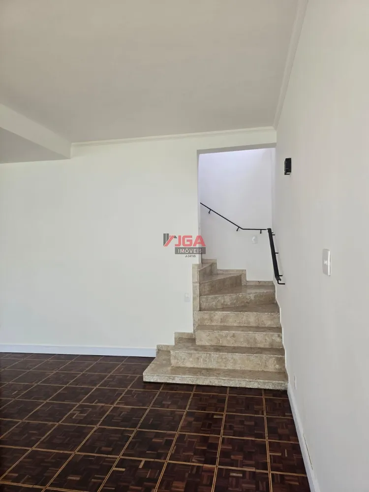 Sobrado, 3 quartos, 192 m² - Foto 2