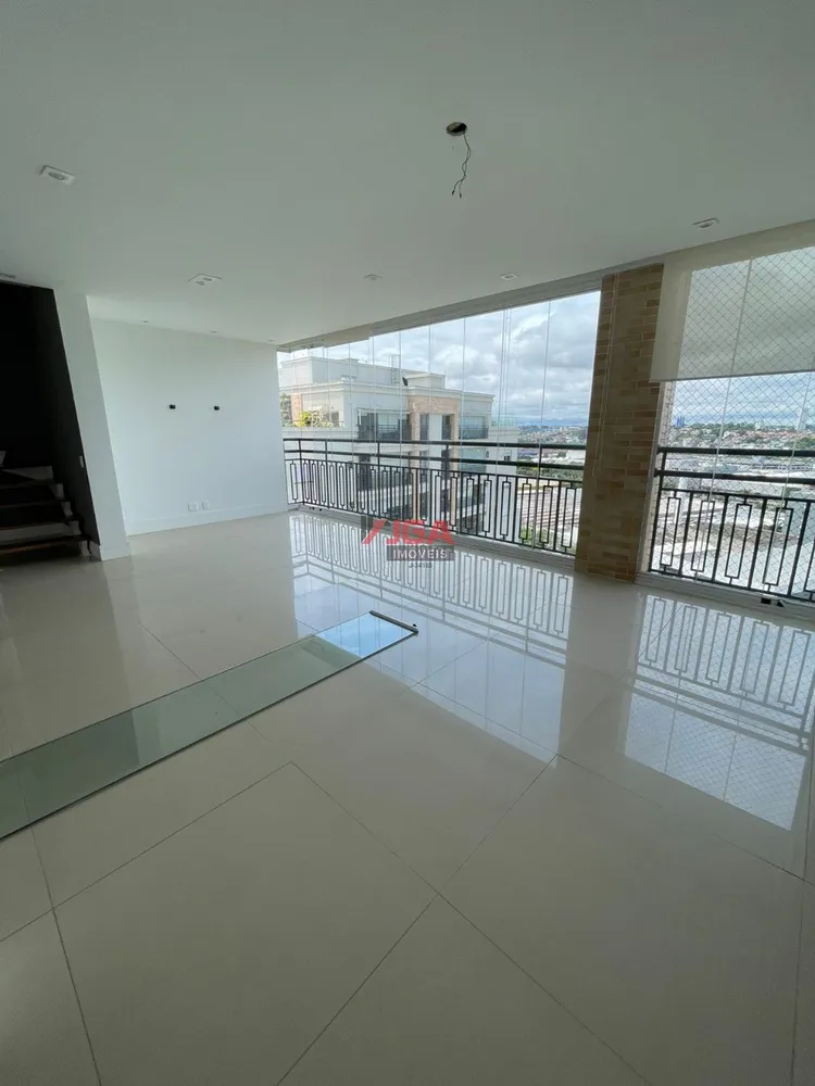 Cobertura, 3 quartos, 230 m² - Foto 2