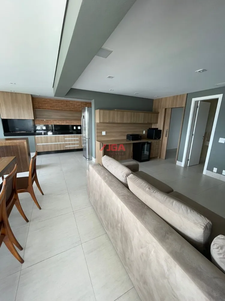 Cobertura, 3 quartos, 230 m² - Foto 3