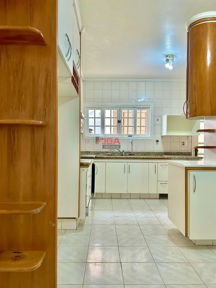 Sobrado, 4 quartos, 430 m² - Foto 1