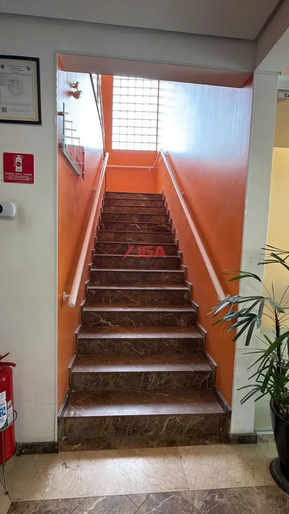 Sala-Conjunto, 850 m² - Foto 2