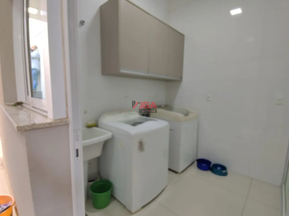Sobrado, 3 quartos, 270 m² - Foto 2