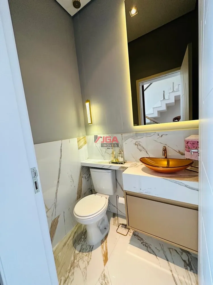 Sobrado, 4 quartos, 280 m² - Foto 2