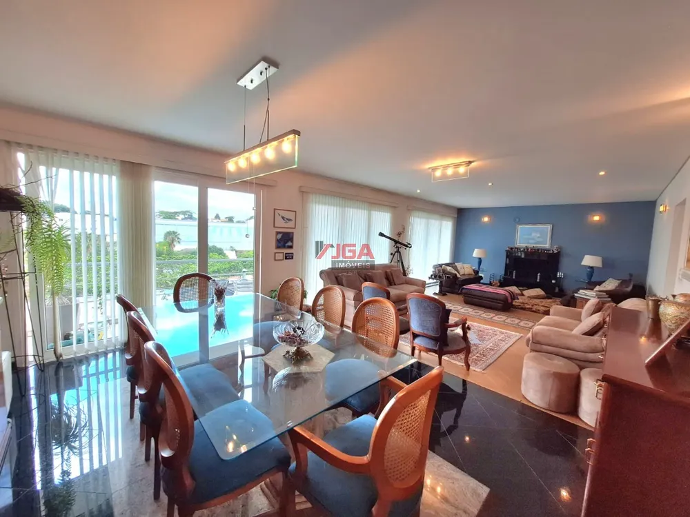 Casa, 4 quartos, 613 m² - Foto 1