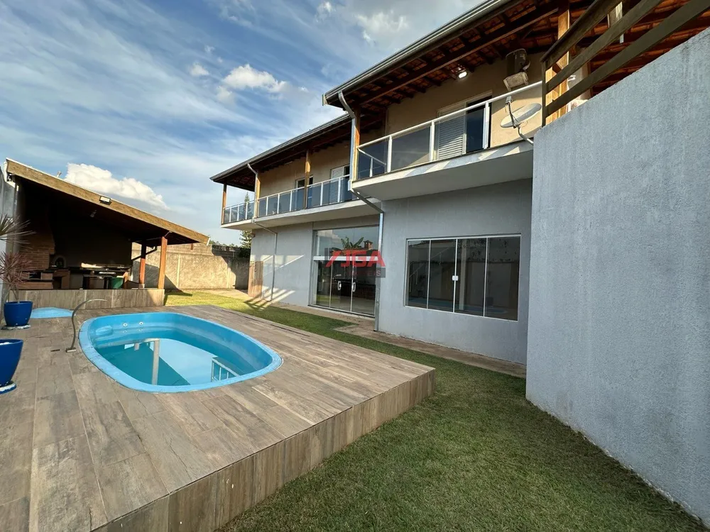 Chácara, 3 quartos, 1000 m² - Foto 1