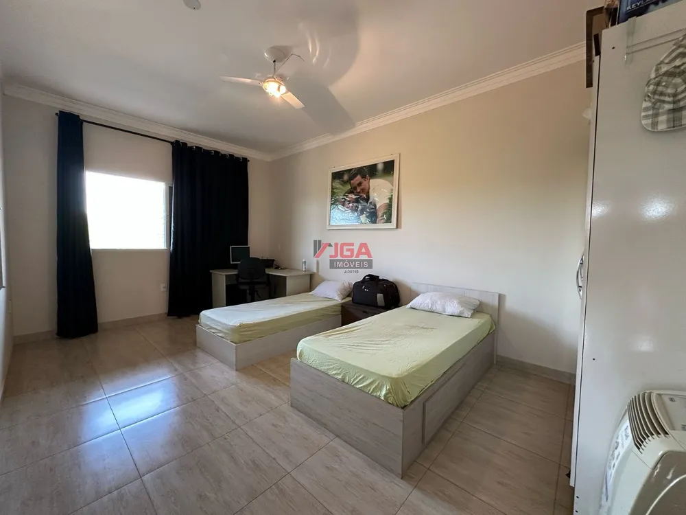 Chácara, 3 quartos, 1000 m² - Foto 4