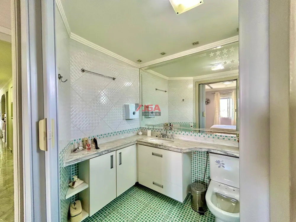 Apartamento, 3 quartos, 136 m² - Foto 10