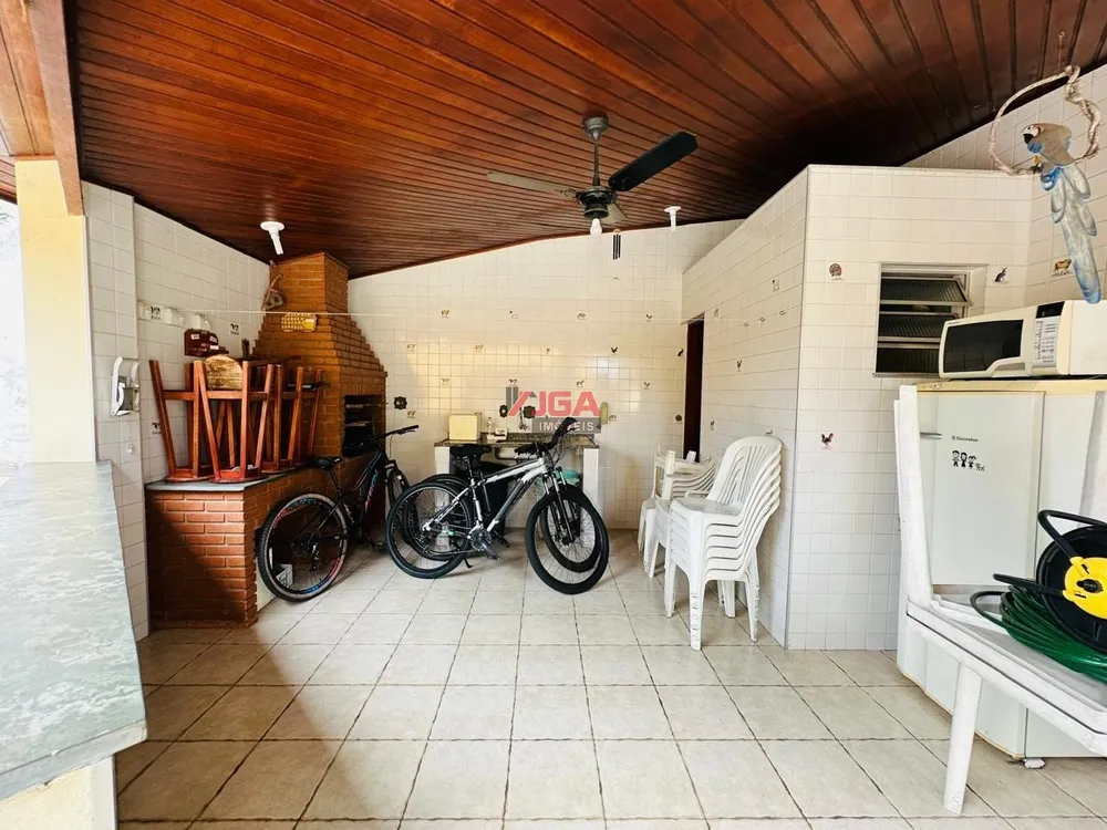 Casa, 4 quartos, 300 m² - Foto 9