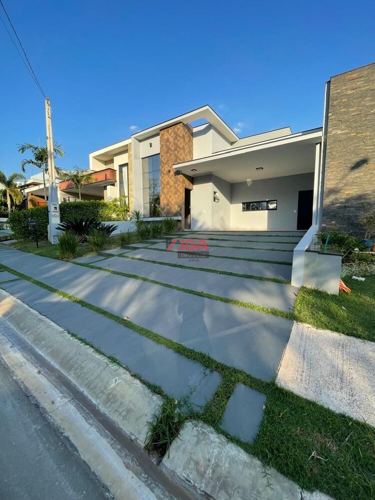 Casa de Condomínio à venda e aluguel com 3 quartos, 250m² - Foto 2