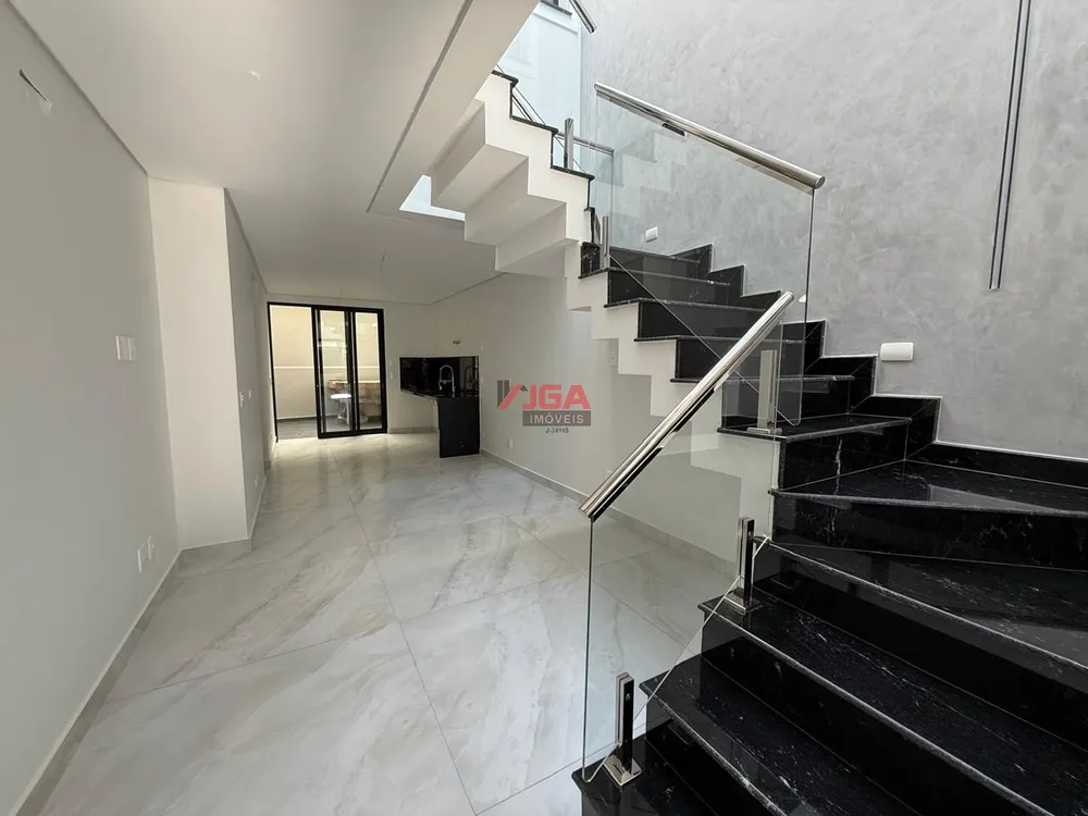 Casa, 3 quartos, 135 m² - Foto 1