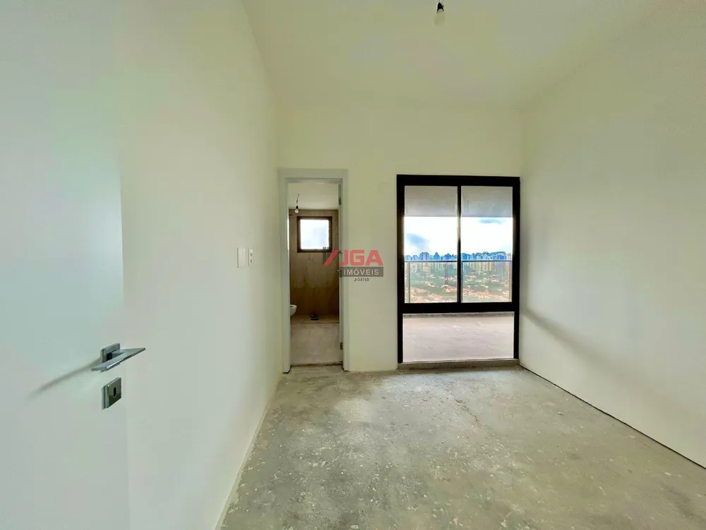 Apartamento, 3 quartos, 136 m² - Foto 2