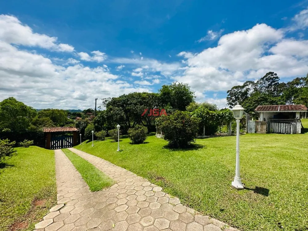 Chácara, 6 quartos, 2700 m² - Foto 4