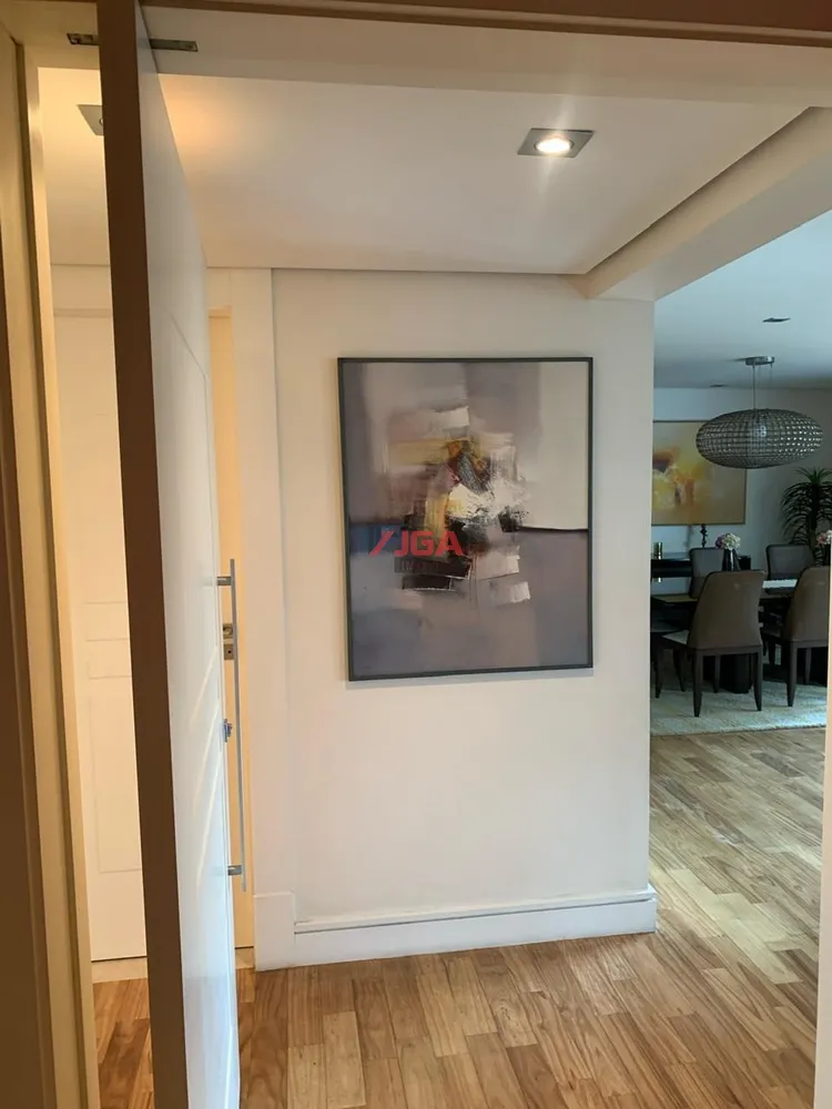 Apartamento, 3 quartos, 206 m² - Foto 2