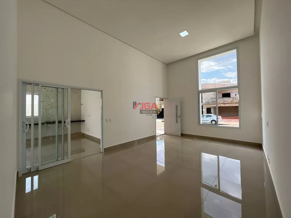 Casa de Condomínio à venda com 3 quartos, 160m² - Foto 2