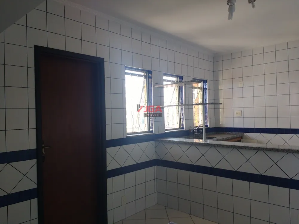 Sobrado, 8 quartos, 550 m² - Foto 2