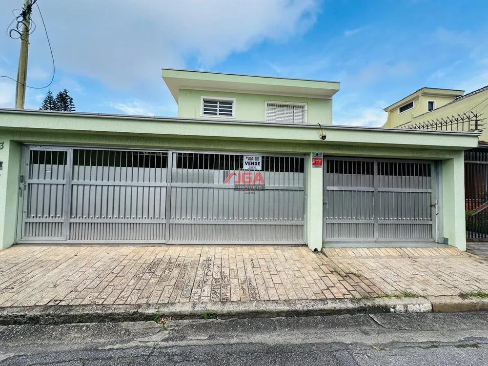 Casa, 3 quartos, 330 m² - Foto 1