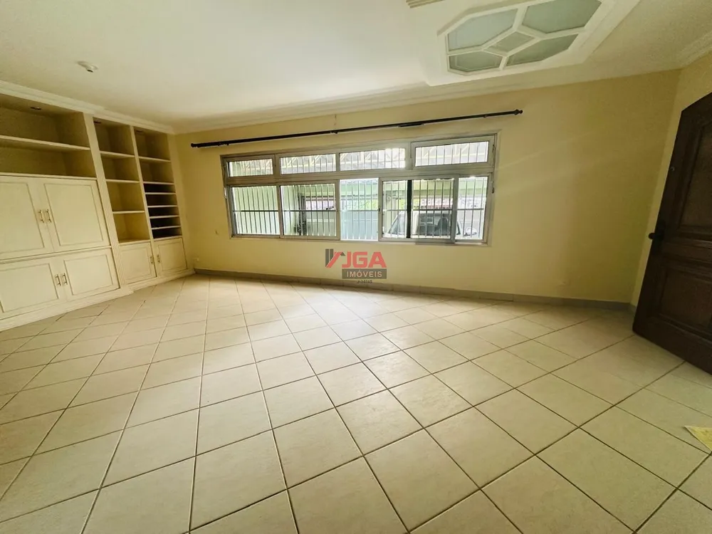 Casa, 3 quartos, 330 m² - Foto 2
