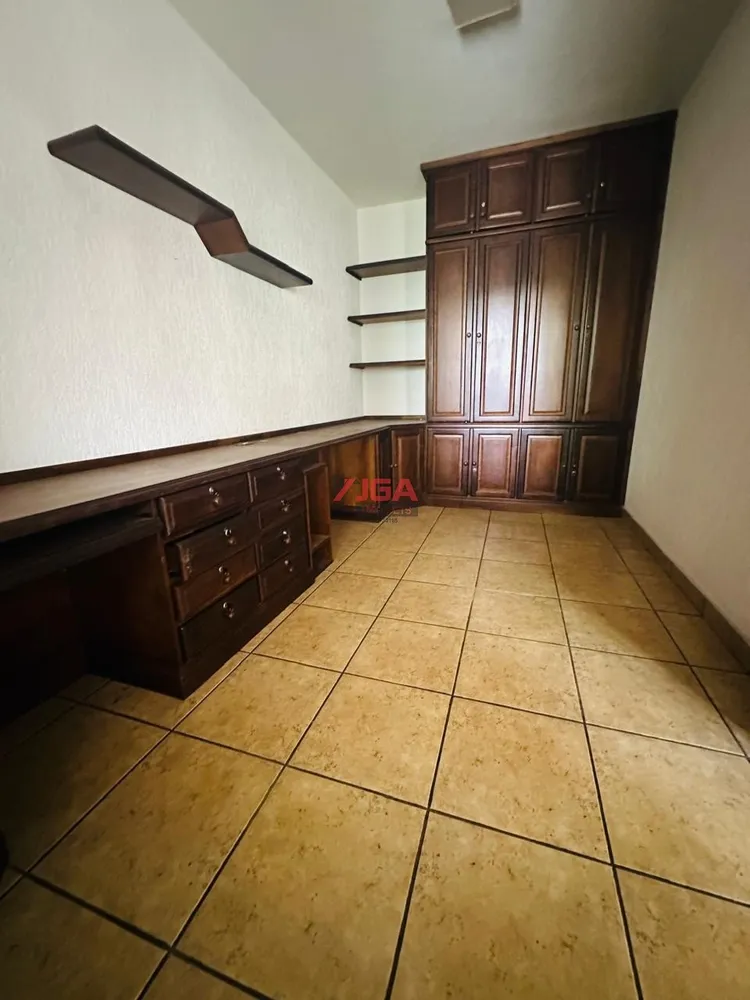 Casa, 3 quartos, 330 m² - Foto 11