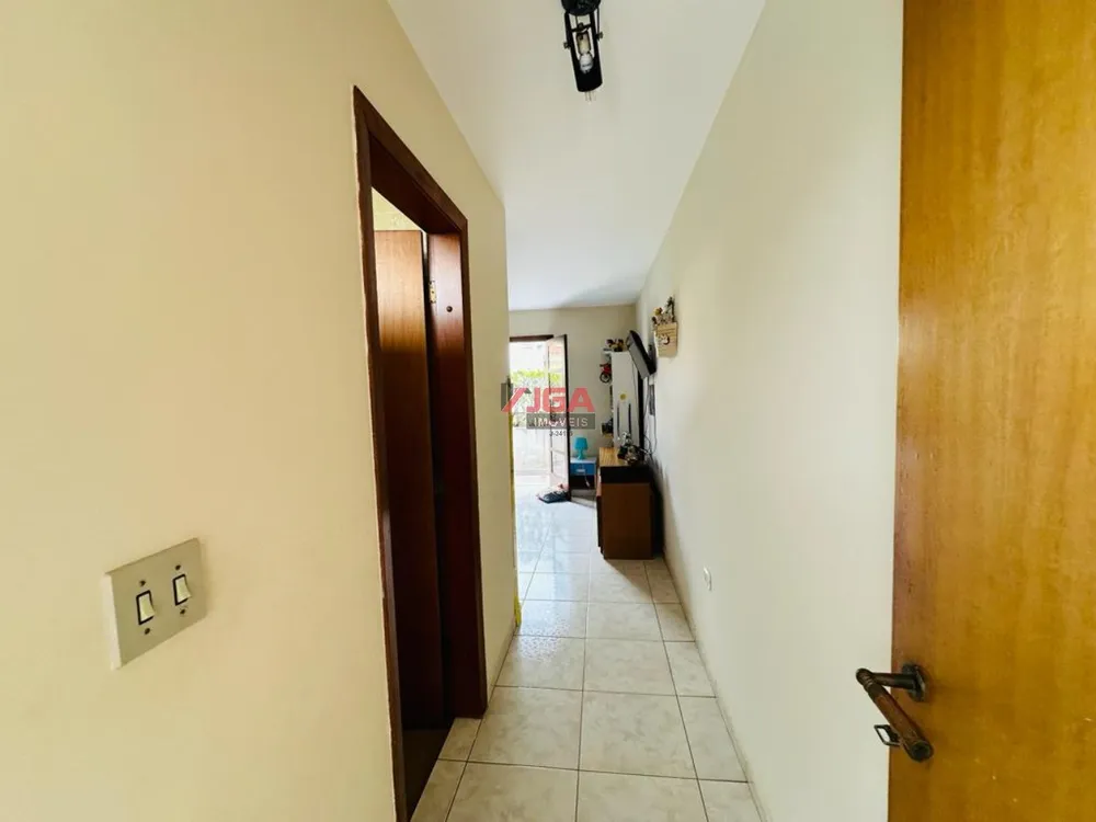 Sobrado, 3 quartos, 467 m² - Foto 2