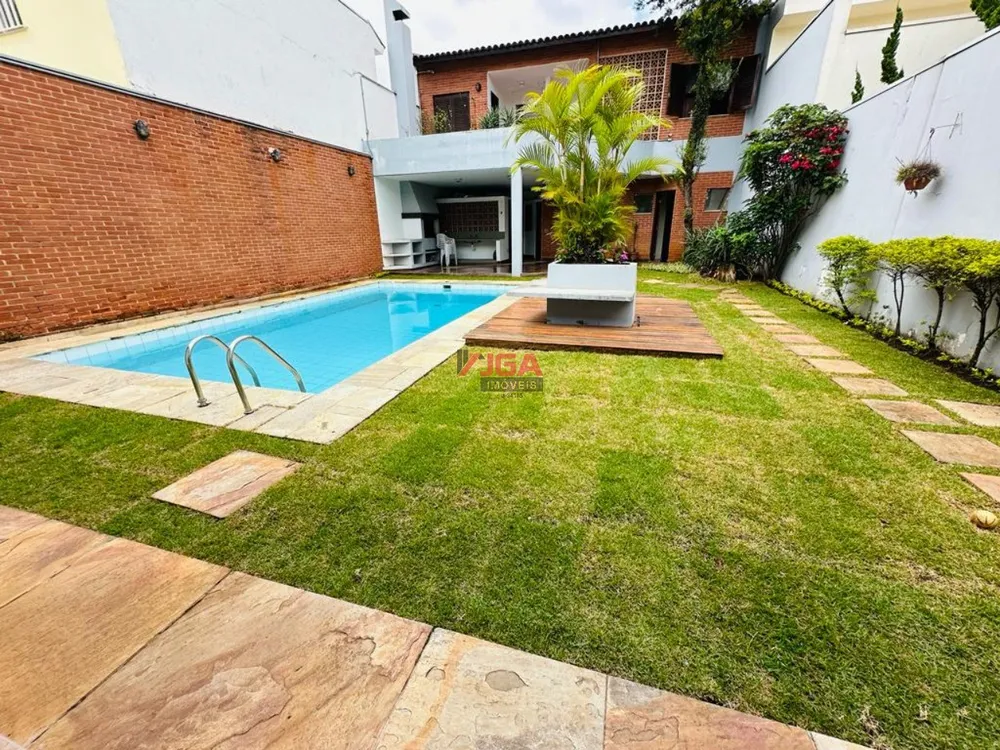 Sobrado, 3 quartos, 467 m² - Foto 2