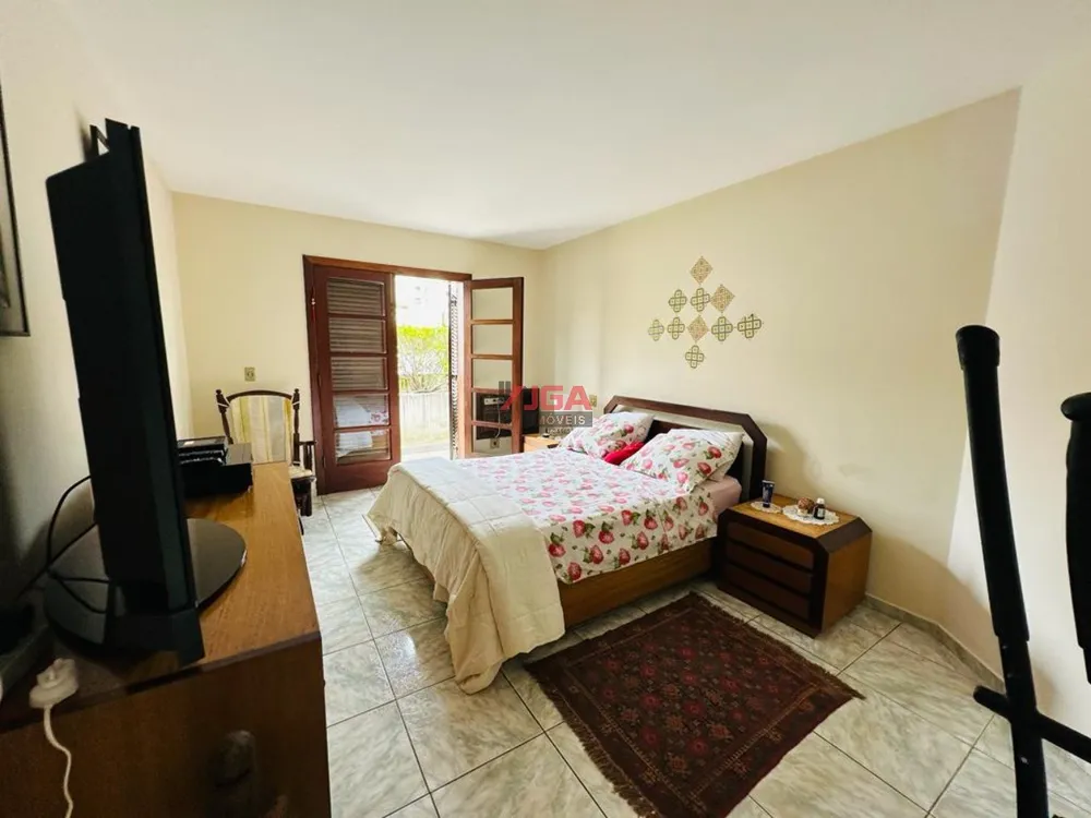 Sobrado, 3 quartos, 467 m² - Foto 11