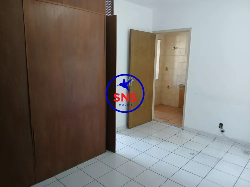 Apartamento à venda com 1 quarto, 45m² - Foto 2