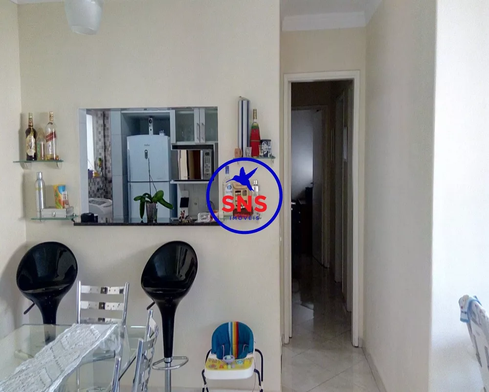 Apartamento à venda com 3 quartos, 83m² - Foto 2