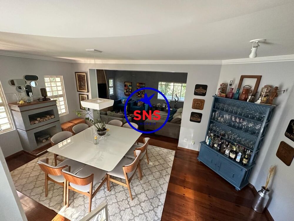 Casa de Condomínio à venda com 3 quartos, 603m² - Foto 1
