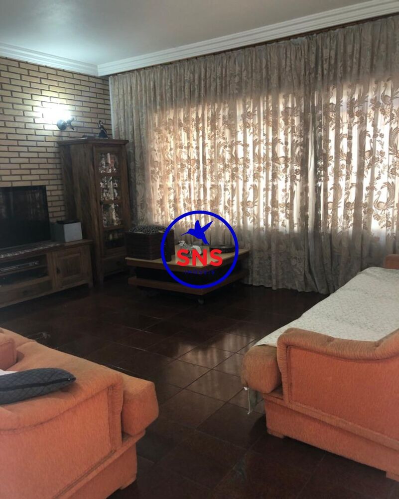 Casa, 3 quartos, 275 m² - Foto 2